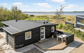 2 Bedroom Awesome Home In Højslev